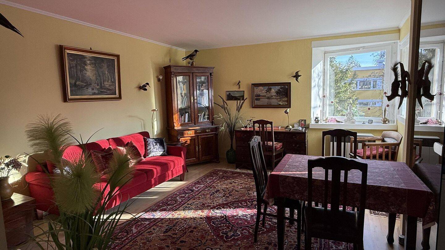 Vollmöblierte, provisionsfreie exclusive 1,5 Zi-Wgh.mit Balkon in Toplage am Botanischen Garten