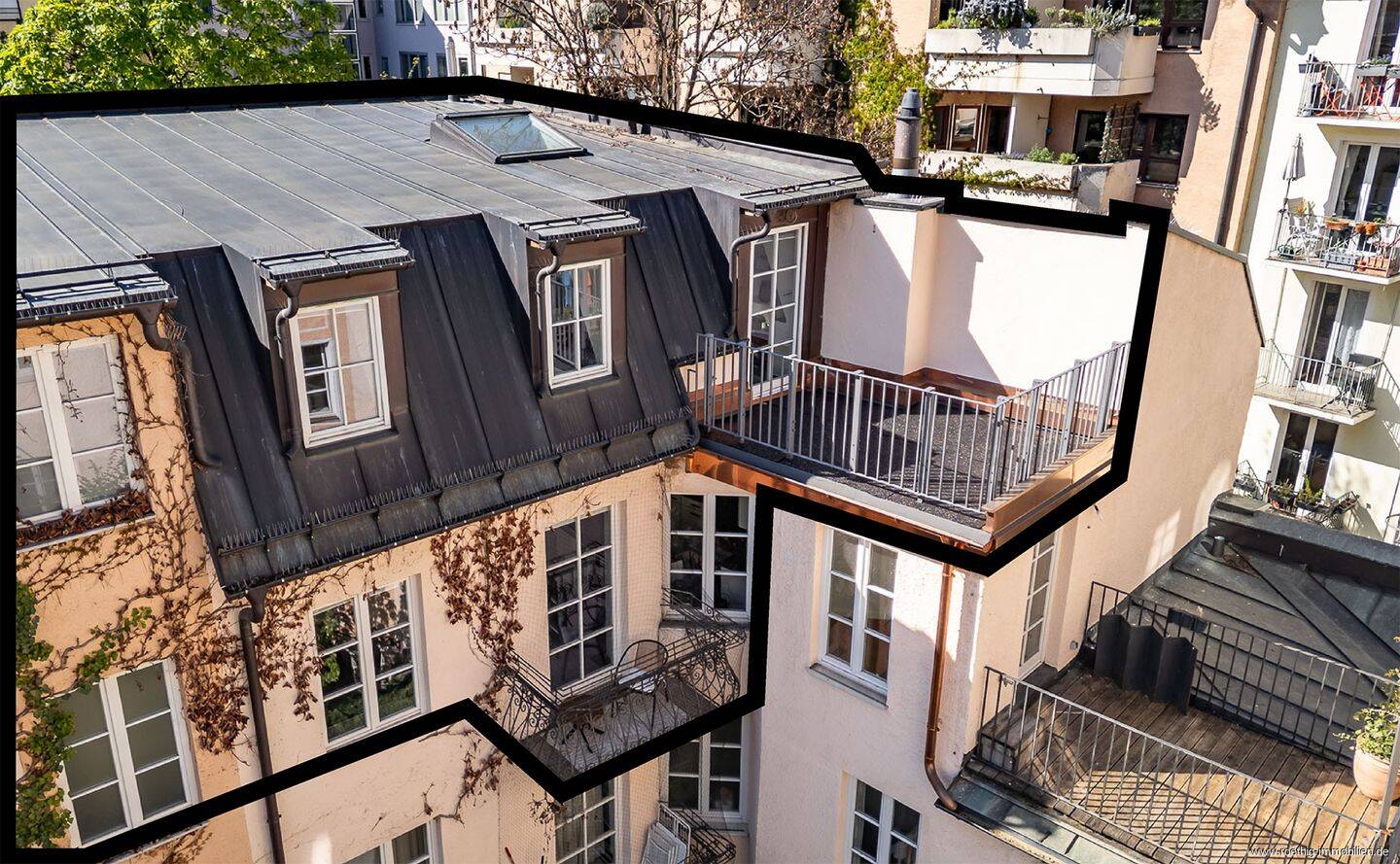 Jugendstiljuwel in Bestlage Maxvorstadt: 4-Zi.-Maisonettewhg. (RGB im DG) mit Balkon & Dachterrasse. – München – Vorschaubild 5