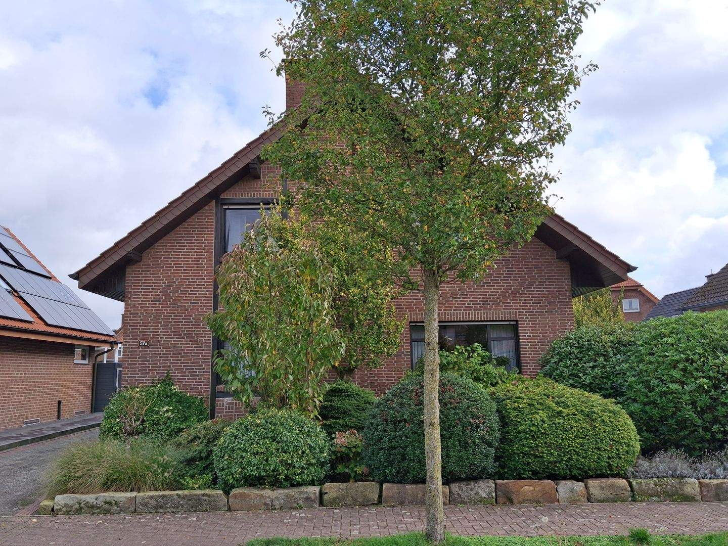 ***BÜSCHER IMMOBILIEN*** Stilvolles Einfamilienhaus im westfälischen Landhausstil – modernisiert, gepflegt & energieeffizient – Gronau – Vorschaubild 5