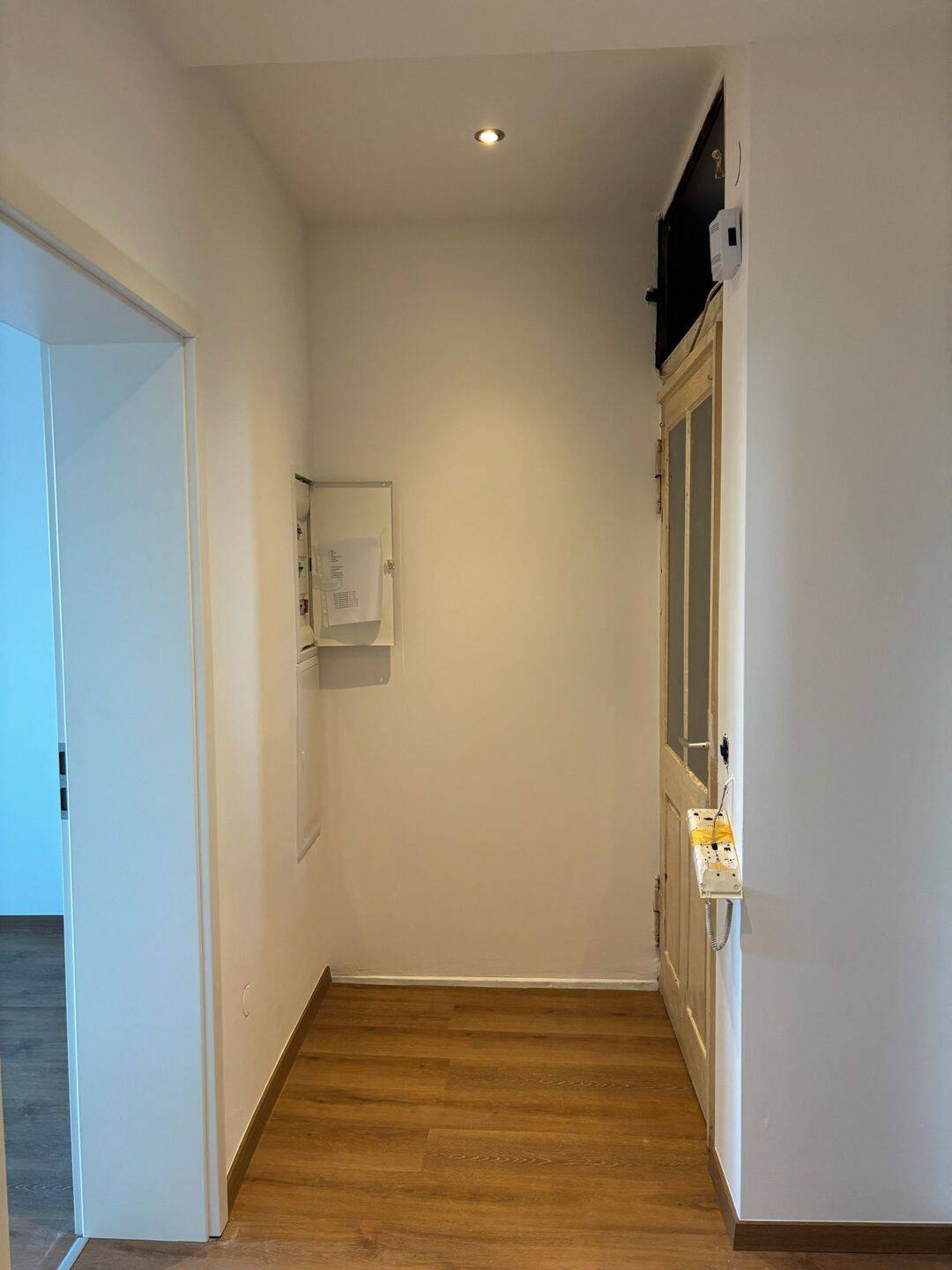 Altbaucharme trifft moderne - Ideale 2-Zimmerwohnung- – Fürth – Vorschaubild 8