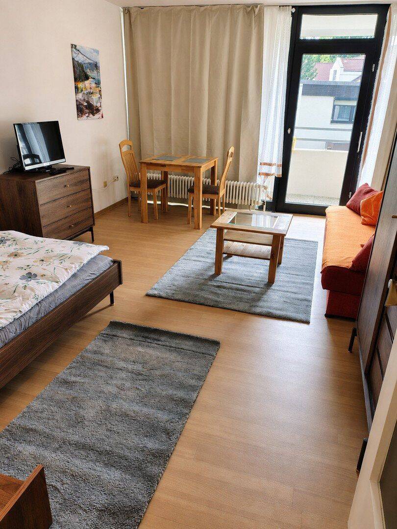 Möbliertes 1 Zimmer Apartment mit Balkon, Stellplatz und Pauschalmiete – Hannover – Vorschaubild 3