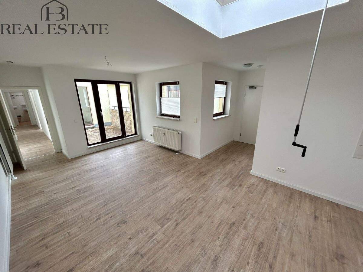 Ihr neues Zuhause: Charmante 3-Raumwohnung mit Balkon in Magdeburgs Altstadt – 39104 Magdeburg – Bild 1 von 9