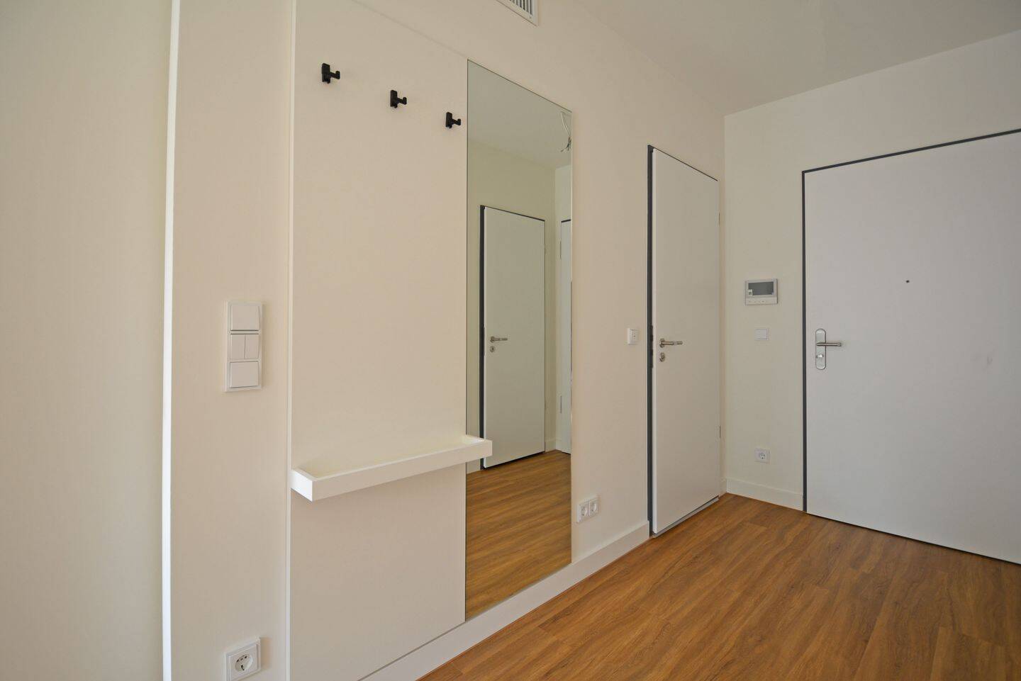 Neubau! Möblierte 1-Zimmer Studio Apartment – Berlin – Vorschaubild 5