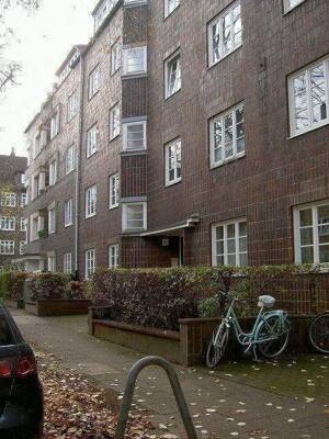 Echternach Immobilien: ... vermietete 2,5 Zi.- Eigentumswohnung in ruhiger Lage