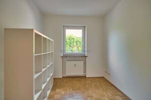 Einfach einziehen - charmante EG-Wohnung mit Terrasse und Garten in Bogenhausen – 81927 München – Vorschaubild 4