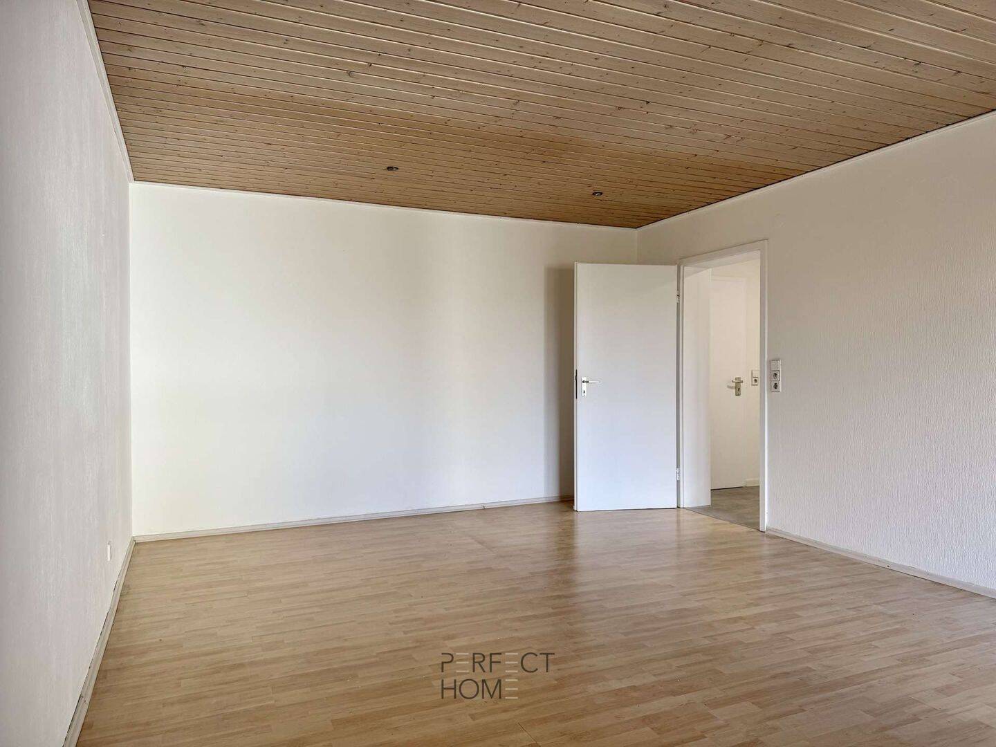 Bye-bye Parkplatzsuche – Hallo Südwest-Balkon! – Heilbronn – Vorschaubild 5