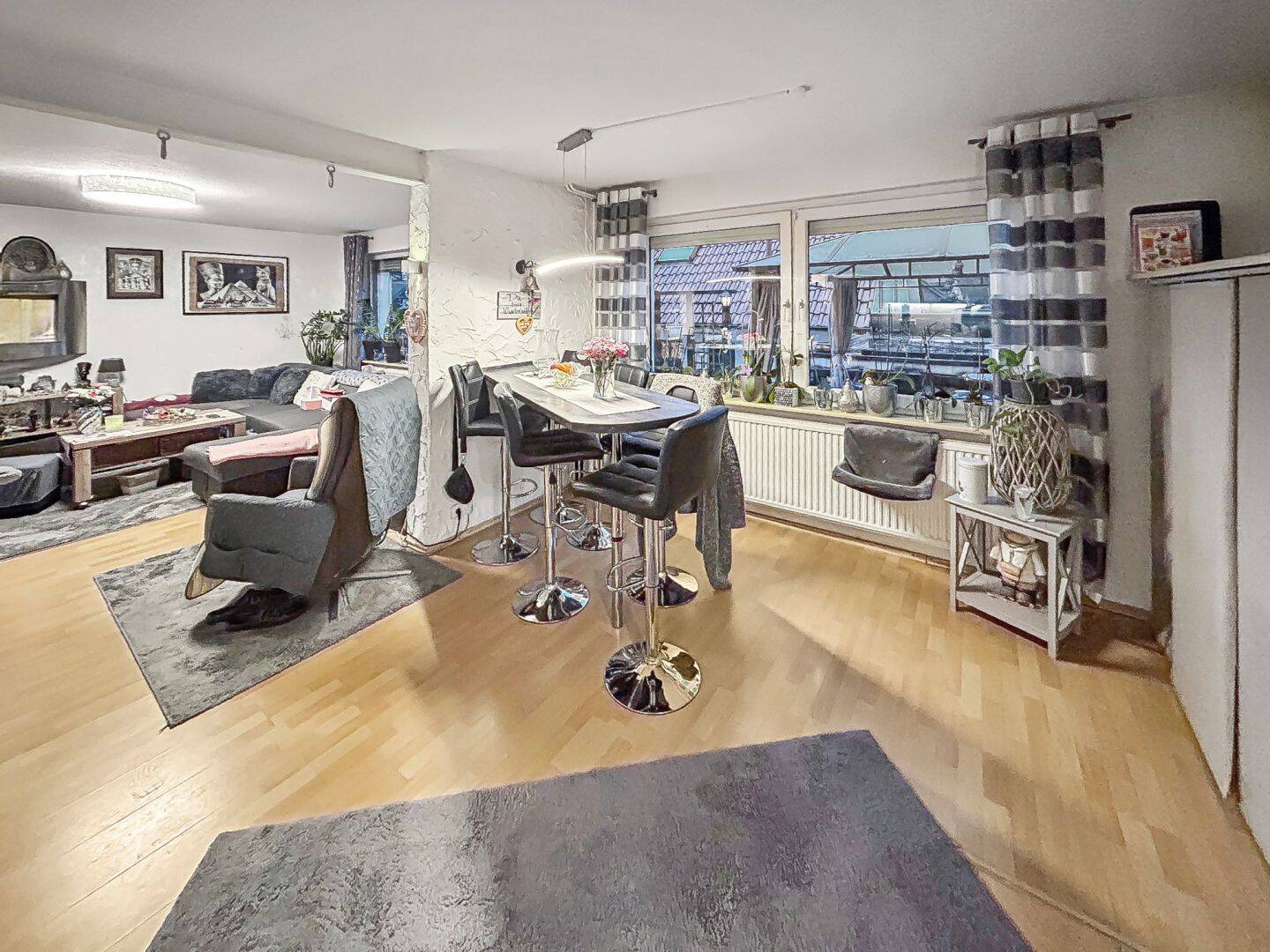 Bestlage nahe Rubbenbruchsee: Erdgeschosswohnung mit offener Wohnküche, Terrasse und Stellplatz