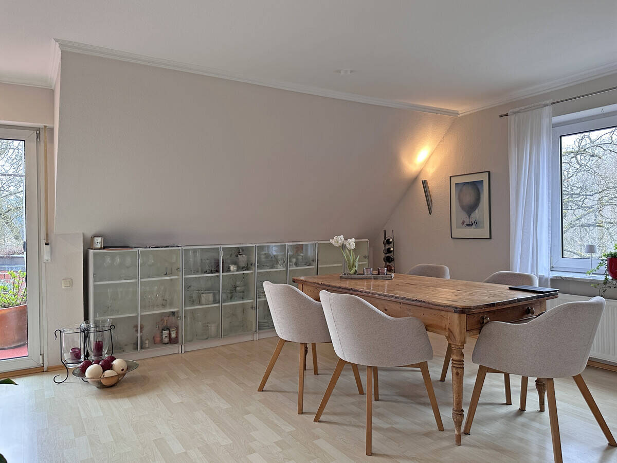 Maisonettewohnung: 75 m² + 25 m² stilvoller Spitzboden – Hamburg – Vorschaubild 7