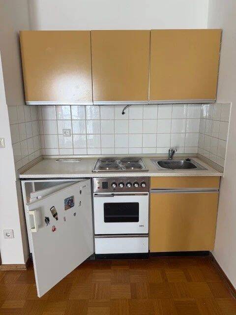 1-Zimmer-Wohnung mit Balkon – München – Vorschaubild 3