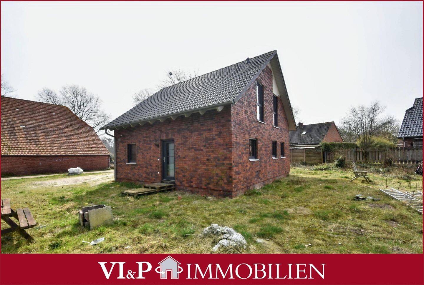 NEUER PREIS - Neubau aus dem Jahr 2021 - Modernes Einfamilienhaus inkl. Wärmepumpe