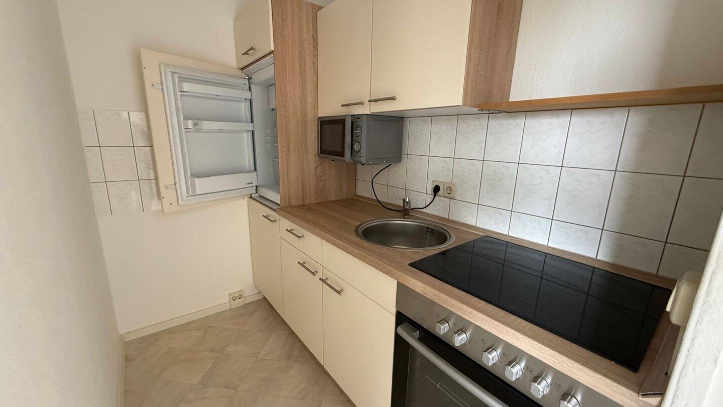 Im 5. OG Lift - EBK - Jetzt Termin vereinbaren!! – Chemnitz – Vorschaubild 2