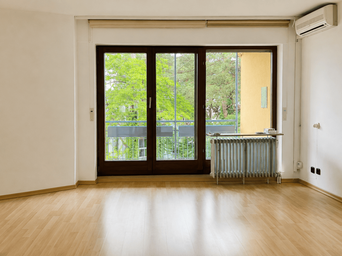 Karlstrasse - Helle 2,5-Zimmer-Wohnung mit Balkon, TG-Stellplatz & Aufzug