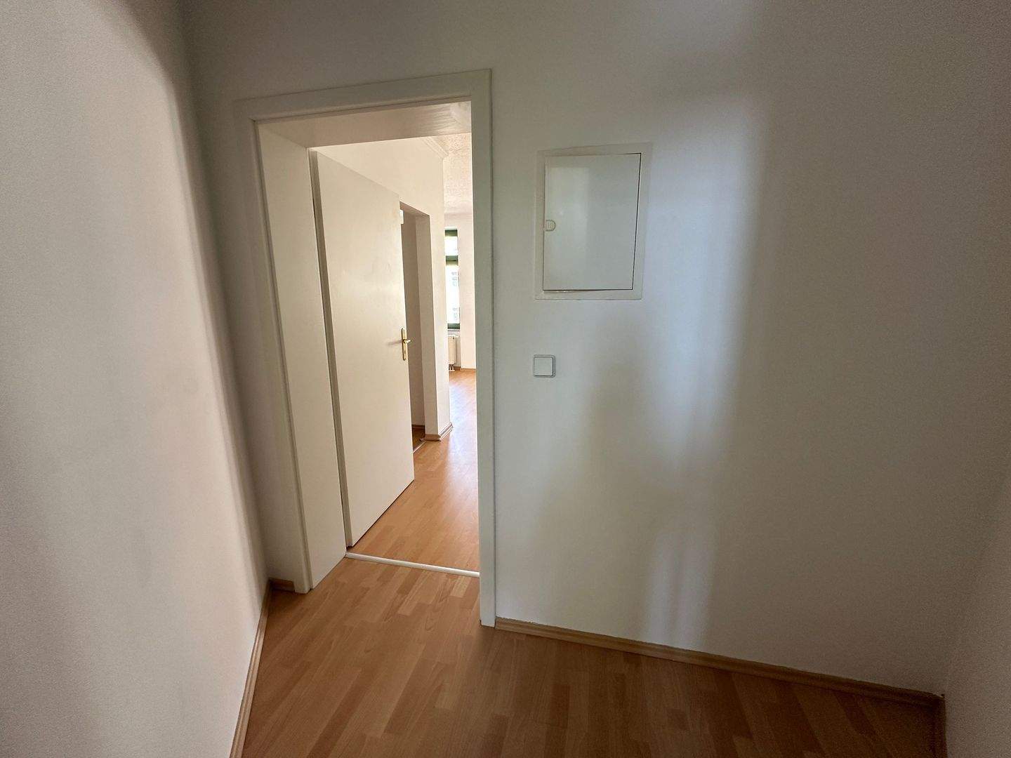 Gemütliche 1-Raum Wohnung - Ruhige Lage! – Chemnitz – Vorschaubild 2