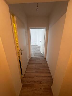 Singles aufgepasst - 1-Zimmer Wohnung - ab sofort! – 13359 Berlin – Vorschaubild 2