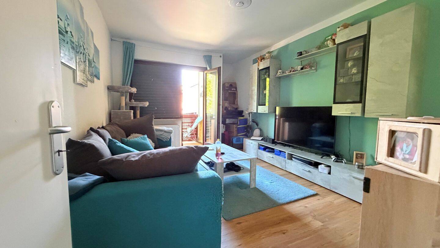 Kapitalanlage in Hamburg-Harburg - Vermietete 2-Zimmer-Wohnung mit WG-geeignetem Grundriss – Hamburg – Vorschaubild 2