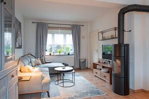 Charmantes Reihenhaus sucht neue Bewohner – 47804 Krefeld – Vorschaubild 1