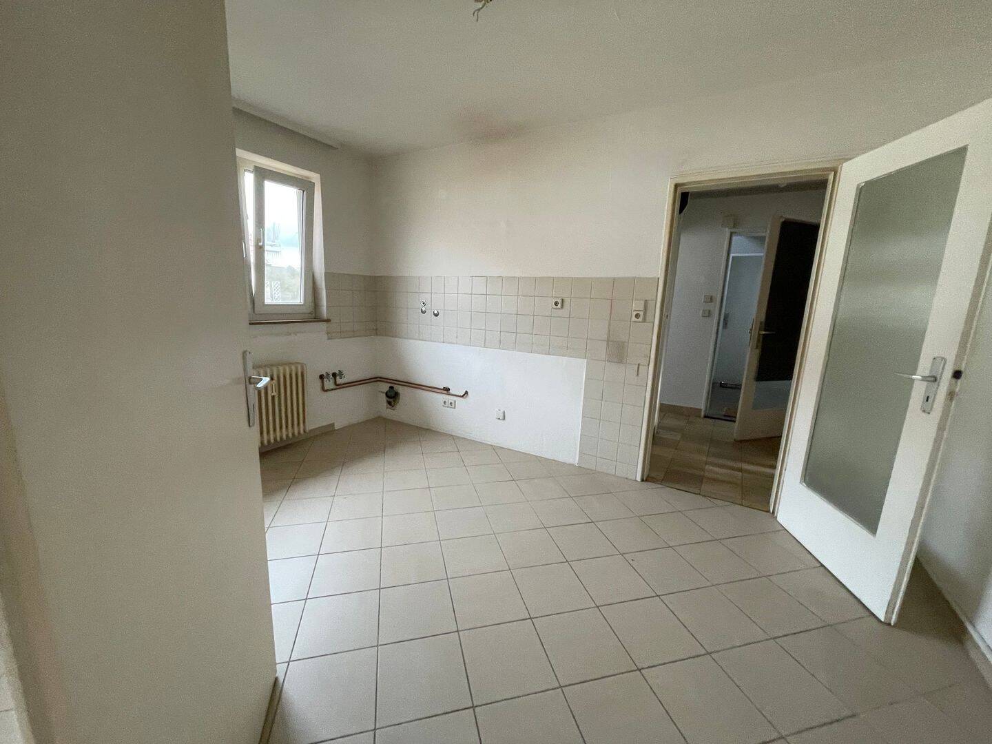 Helle 3-Zimmerwohnung in ruhiger Gegend von S-Zuffenhausen – Stuttgart – Vorschaubild 3