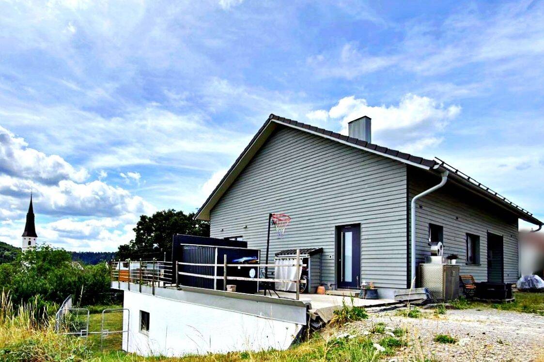 Modernes Einfamilienhaus mit Einliegerwohnung, Garten und hochwertiger Ausstattung in Dettlingen – Horb am Neckar – Vorschaubild 3