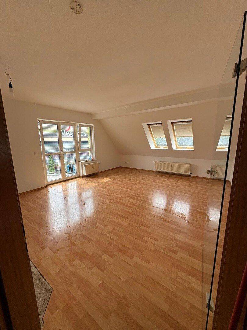 Wohnung bezugsfrei zum Kauf – Berlin – Vorschaubild 2