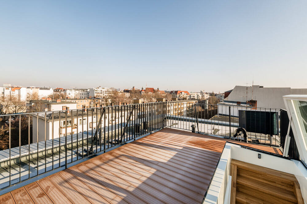 3-Zimmer-Penthouse: Dachterrasse, großer Balkon & Kühlung - provisionsfrei und direkt bezugsfertig! – Berlin – Vorschaubild 6