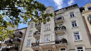 Vermietete 4-Zimmer Eigentumswohnung mit Balkon in bester Lage von Eppendorf – 20251 Hamburg – Vorschaubild 2