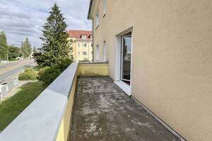 Bezugsfreie 2-Zi.-Wohnung mit Balkon und Tageslichtbad in DD-Seidnitz – 1237 Dresden – Vorschaubild 3