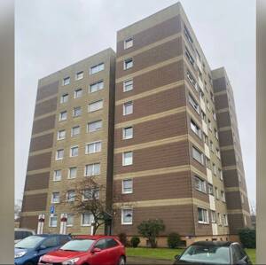 Helle 4-Zimmer-Wohnung und grünem Außenbereich in Salzgitter-Thiede