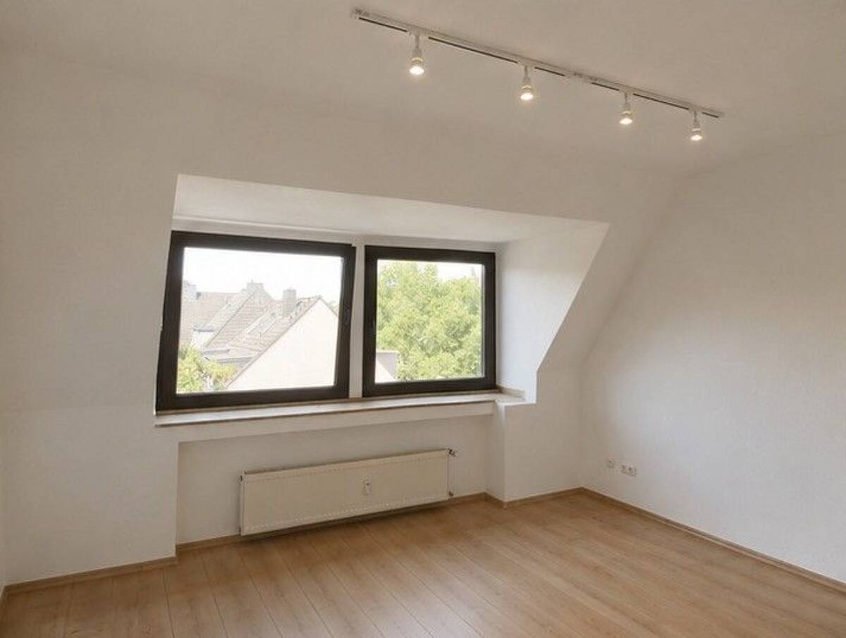 34 m² 1-Zimmer Wohnung mit separater Küche – 45139 Essen – Bild 1 von 6