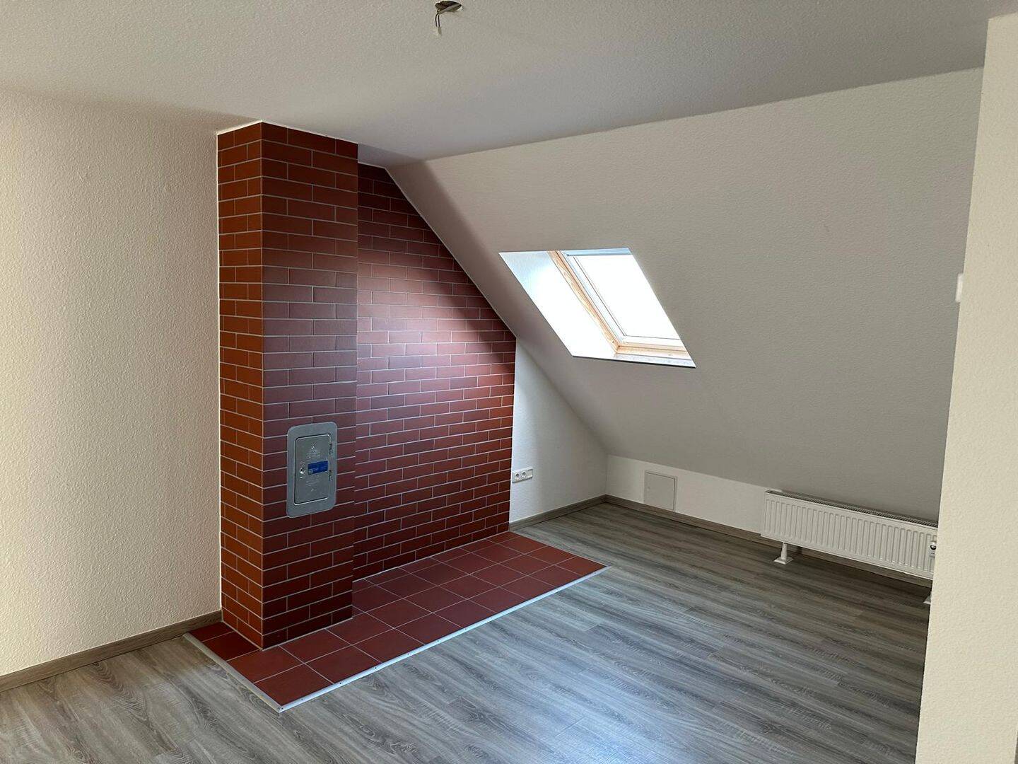 Familienfreundliches Haus mit Großer Wohnfläche in Gütterlitz, Auma-Weidatal – Auma-Weidatal – Vorschaubild 2