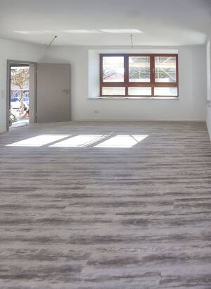 ++ MODERNES DESIGN MIT ZEITLOSER ELEGANZ ++ URBANES WOHNERLEBNIS MIT WELLNESS ++ ERSTBEZUG NACH KERNSANIERUNG ++ – 94513 Schönberg – Vorschaubild 4