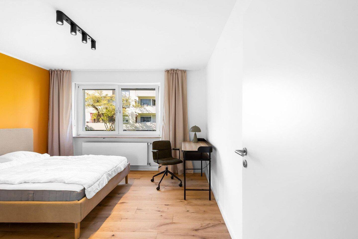 Erstbezug in Solln: 4 Zimmer | Kernsaniert | Südwest-Loggia | Provisionsfrei – München – Vorschaubild 2