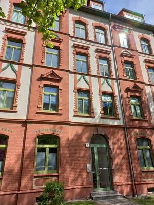 ATLAS IMMOBILIEN: Traumhafte Altbauwohnung- Blumenstraße – 99092 Erfurt – Vorschaubild 2