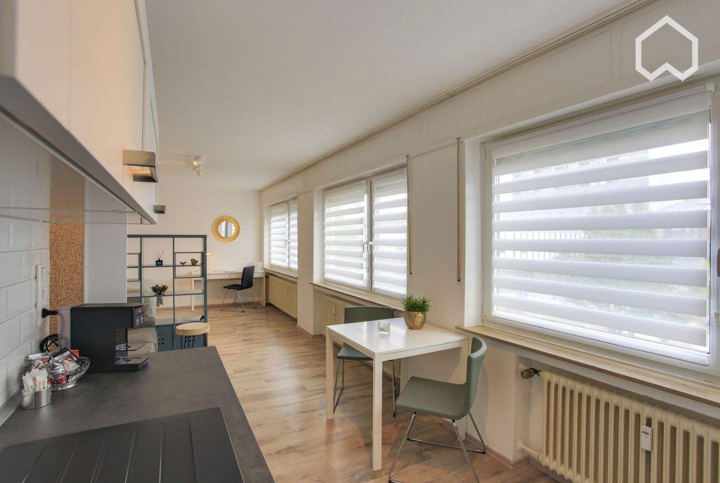 Helles, modisches Apartment 15 Min. mit der Bahn zum Kölner Zentrum (Parkplatz optional) – Leverkusen – Vorschaubild 8