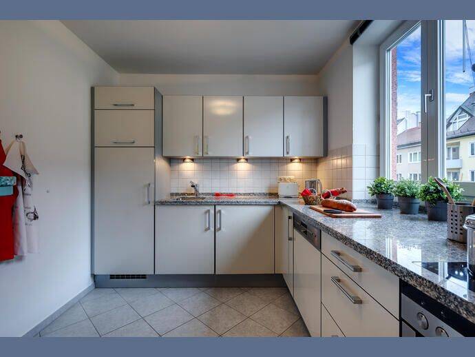 Möbliert: Sehr schöne helle 3-Zimmer Wohnung – München – Vorschaubild 8