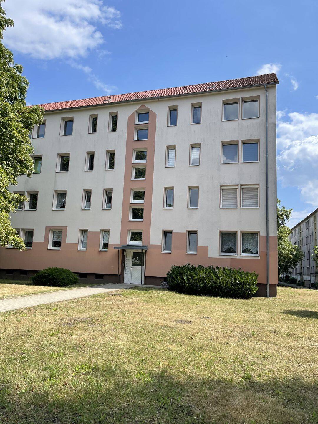Sanierte 3-Dreiraumwohnung in Wolfen-Nord zum Einzug bereit !