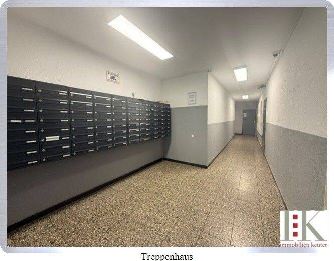 Bezugsfrei! 3-Zimmer-Wohnung mit offenem Wohnkonzept! Einziehen oder investieren! – Krefeld – Vorschaubild 6