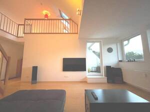 Helle voll möblierte Maisonette-Wohnung auf 2 Ebenen in ruhiger Lage in Hamburg-Eidelstedt – 22523 Hamburg – Vorschaubild 4