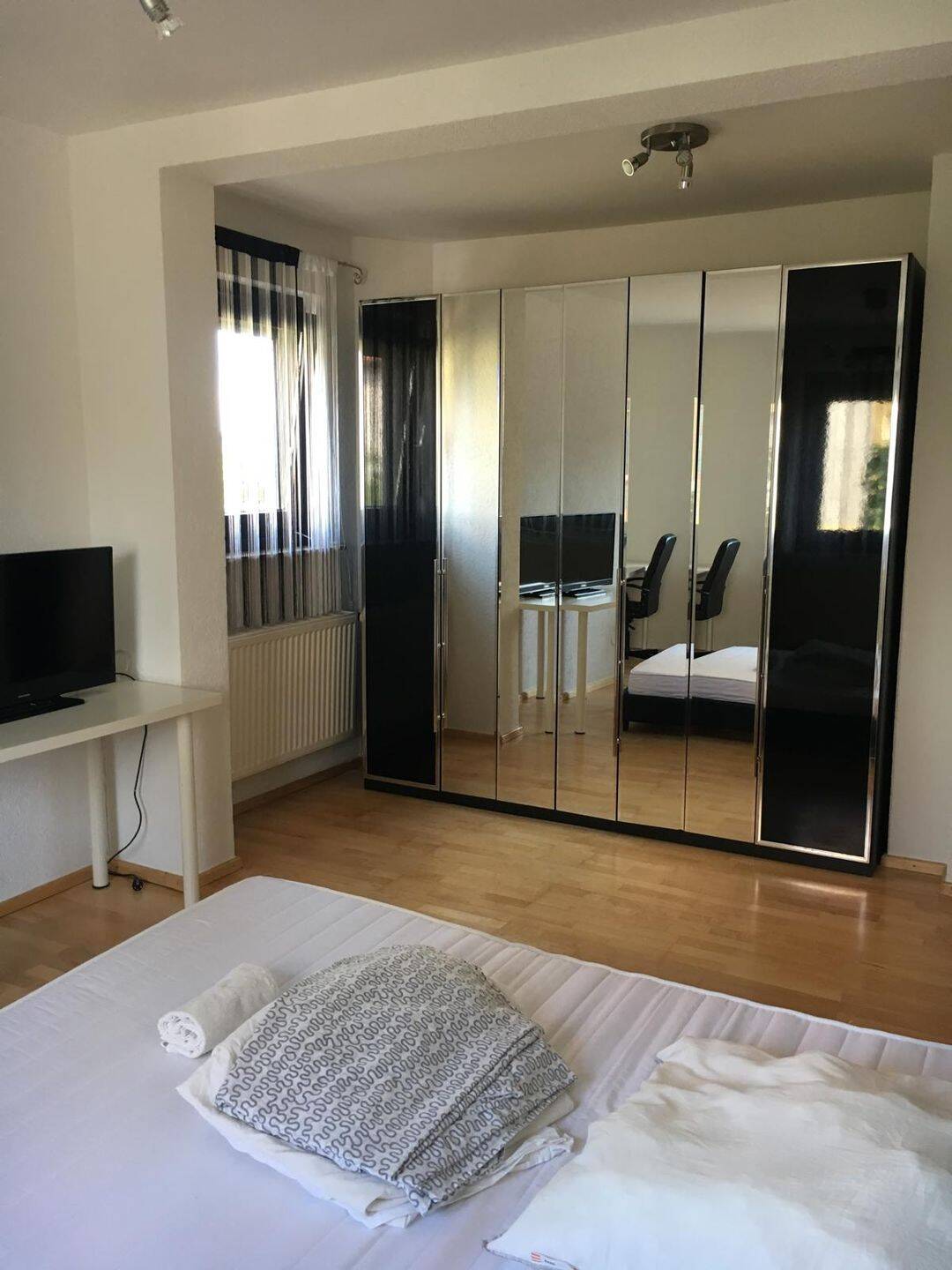 3 Zimmerwohnung mit Terrasse + KFZ Stellplatz – Stuttgart – Vorschaubild 6