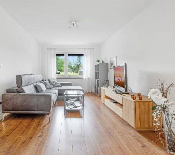 Schöne 2ZKB Einliegerwohnung 60qm