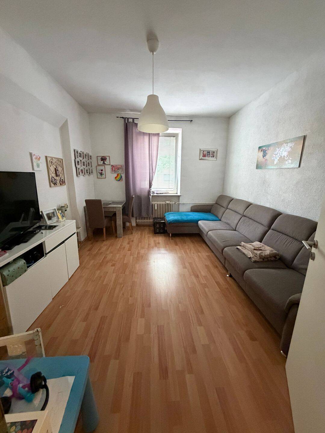 Renovierungsbedürftige 2 Zimmerwohnung