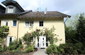 Mehrfamilienhaus 4 Wohnungen 318 m² 3 Balkone Terrasse Abstellräume 2 PKW-Stellplätze Bad Godesberg – 53179 Bonn – Vorschaubild 2