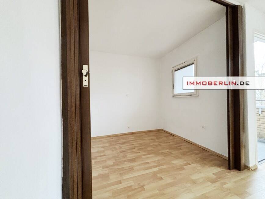 IMMOBERLIN.DE - Charmante Wohnung mit Südloggia in angenehmer urbaner Lage – Berlin – Bild 1 von 9