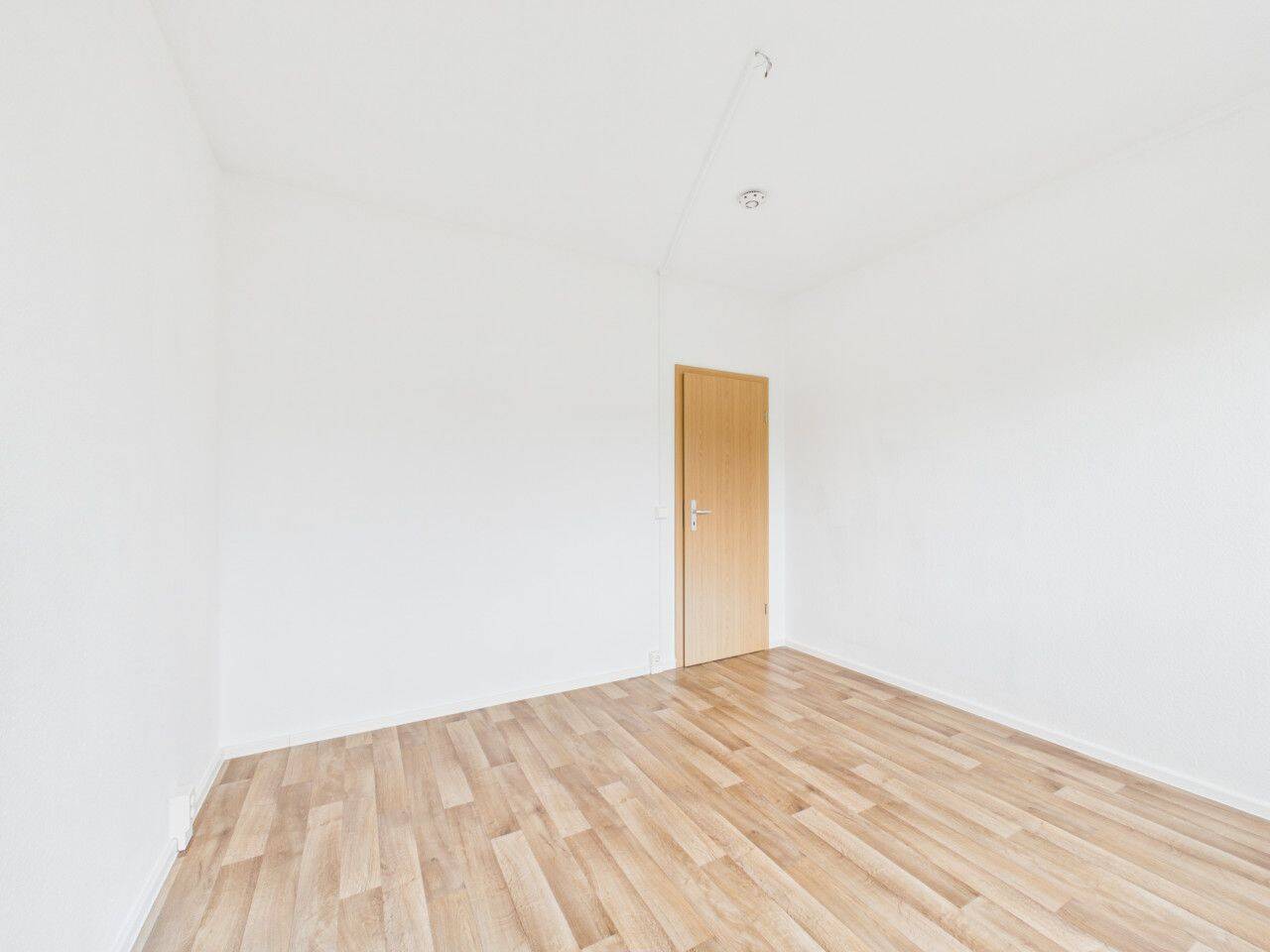 Pärchenwohnung im Grünen mit Balkon und großem Wohnzimmer – Chemnitz – Vorschaubild 9
