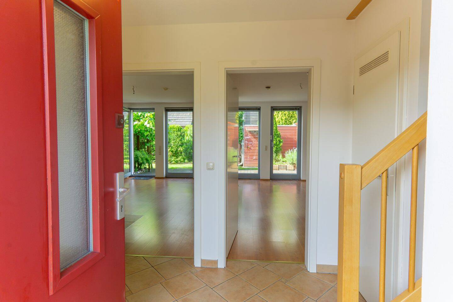 Familienwohnen auf ca. 110 m² Wohn- Nutzfläche im KFW40 Passivhaus in ruhiger Lage – Hamburg – Vorschaubild 3