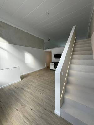 Außergewöhnliche 3 Zimmer-Wohnung mit Terrasse, EBK und durchdachtem Splitlevel-Konzept – 97082 Würzburg – Vorschaubild 3