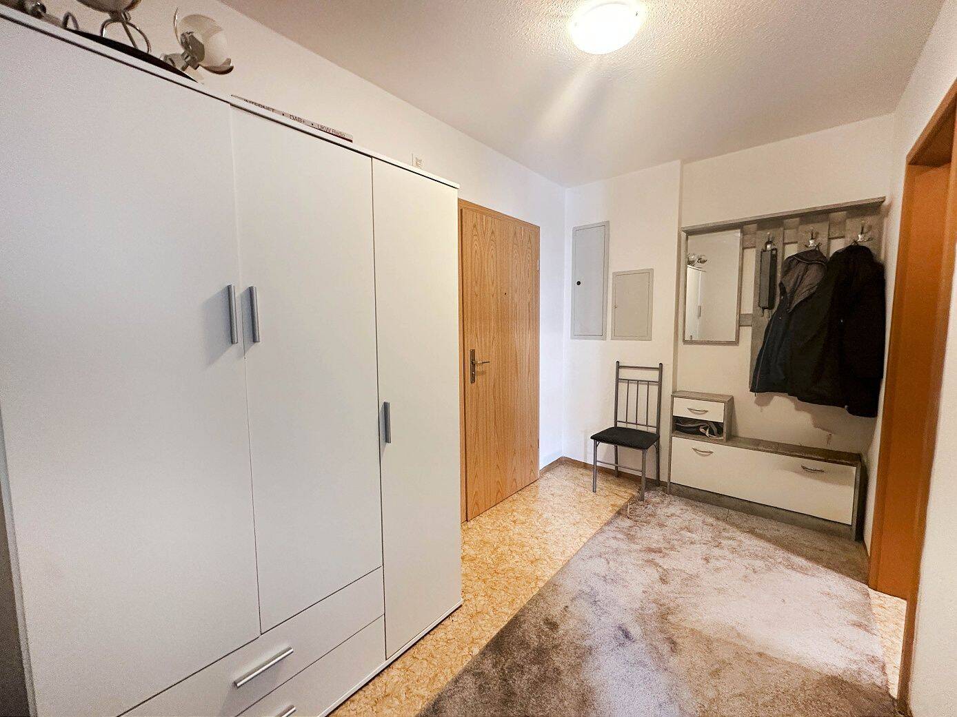 Vermietete 1-Zimmer Wohnung in zentraler Lage – Traunreut – Vorschaubild 2