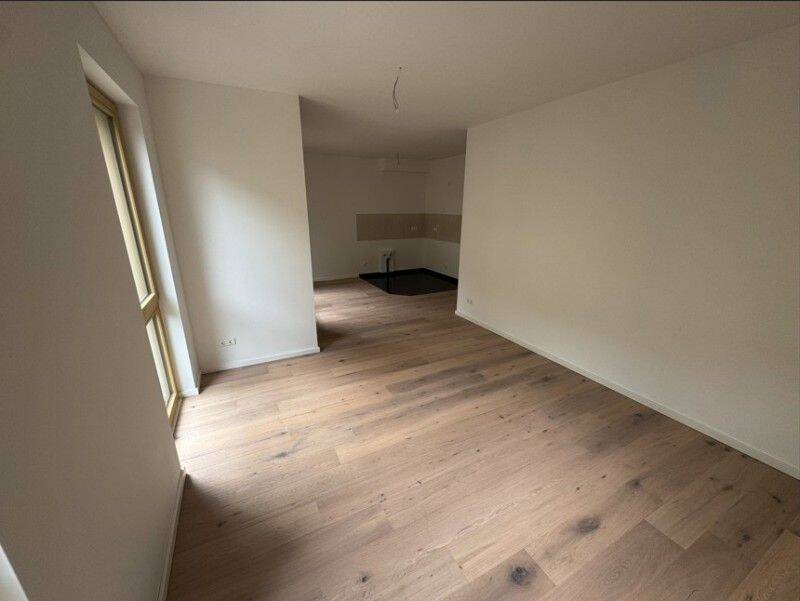 Exklusiver Neubau im Zentrum mit Balkon, Fußbodenheizung und Parkett! – Chemnitz – Vorschaubild 4