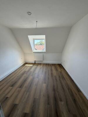 Renovierte DG-Wohnung in zentraler Lage von Bottrop-Boy – 46240 Bottrop – Vorschaubild 7