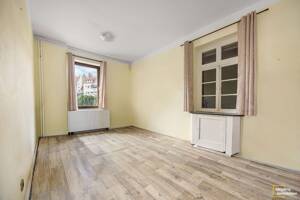 Bremen - Lindenhof | Sanierungsbedürftiges Reihenendhaus mit Anbau & 2 Garagen – 28237 Bremen – Vorschaubild 5