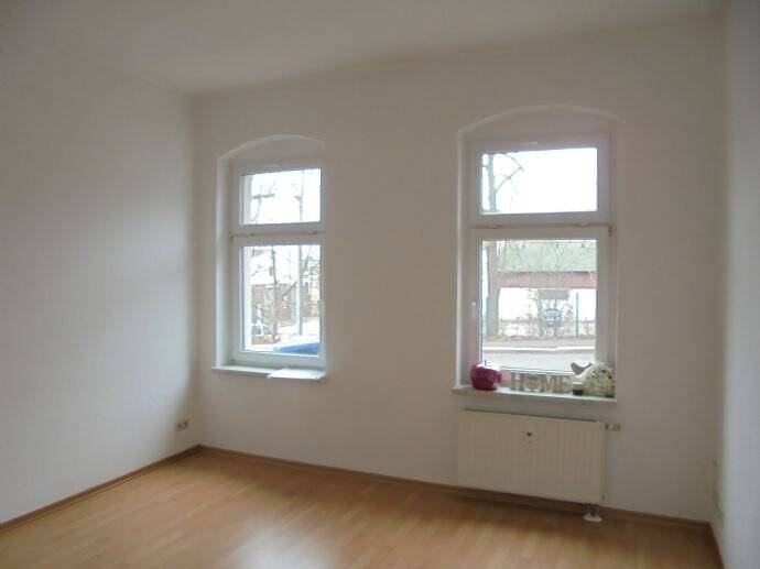 Schüffnerstr. - 1-Raum-WE- inkl. EBK, in ruhiger Seitenstrasse, zentrale Lage – Chemnitz – Vorschaubild 2